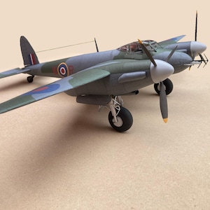Kit de PaperCraft: avión Havilland DH98 Mosquito, modelo de papel 3D, kit de manualidades, planos en PDF para imprimir y plantilla de manualidades de papel para bricolaje, pasatiempo, rompecabezas, decoración