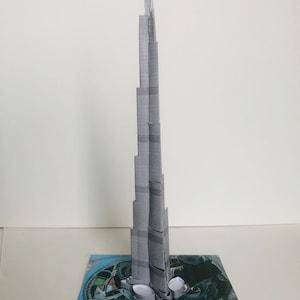 Kit de PaperCraft Burj Khalifa, modelo de papel 3D, kit de manualidades, planos en PDF para imprimir, cortar y pegar, plantilla de manualidades de papel para bricolaje, para pasatiempos, rompecabezas, decoración
