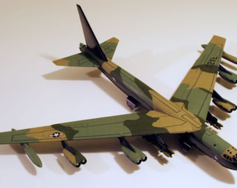 Kit PaperCraft: avión B-52 Stratofortress, modelo de papel 3D, planos en PDF, plantilla DIY