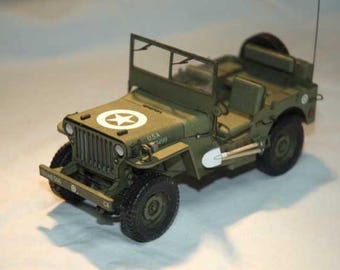 Zestaw PaperCraft, terenowy samochód ciężarowy, plany 3D do tworzenia modeli papierowych w formacie PDF, szablon DIY