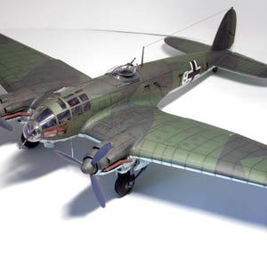 Kit de PaperCraft: avión Heinkel He 111, modelo de papel 3D, kit de manualidades, planos en PDF para imprimir, cortar y hacer manualidades de papel, plantilla, pasatiempo, rompecabezas, decoración