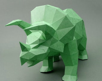 Kit PaperCraft Kit de création de modèle 3D en papier Triceratops Dino Plans PDF à imprimer, découper et coller