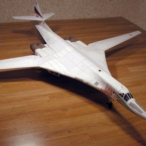 Kit de PaperCraft: avión Tu-160 Blackjack, modelo de papel 3D, kit de manualidades, planos en PDF para manualidades de papel, plantilla, pasatiempo, rompecabezas, decoración