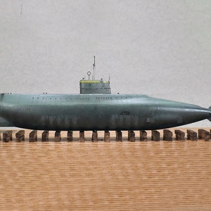 PaperCraft kit VII-B sottomarino U-boat kit per creazione di modelli di carta 3D piani PDF per modello artigianale di carta fai-da-te per decorazioni puzzle hobby