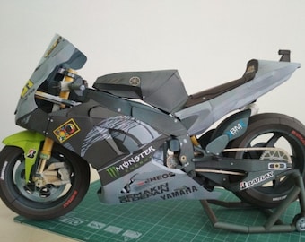 PaperCraft kit Yamaha YZR M1 2013 Motorcycle 3d paper model crafting kit PDF plans to DIY paper craft template for hobby puzzle decor