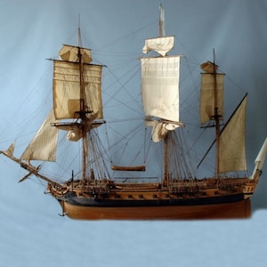 Kit de PaperCraft Fragata Belle Poule, kit de manualidades con modelos de papel 3D, planos en PDF para imprimir, cortar y pegar, plantilla de manualidades de papel para bricolaje, para pasatiempos, rompecabezas, decoración