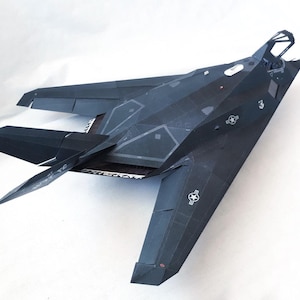 Kit de PaperCraft: avión F-117 Nighthawk, modelo de papel 3D, kit de manualidades, planos en PDF para imprimir, cortar y pegar, plantilla de manualidades de papel, pasatiempo, rompecabezas, decoración