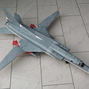 Kit de PaperCraft: avión Tu-22 M Backfire, modelo de papel 3D, kit de manualidades, planos en PDF, plantilla de manualidades de papel, pasatiempo, rompecabezas, decoración