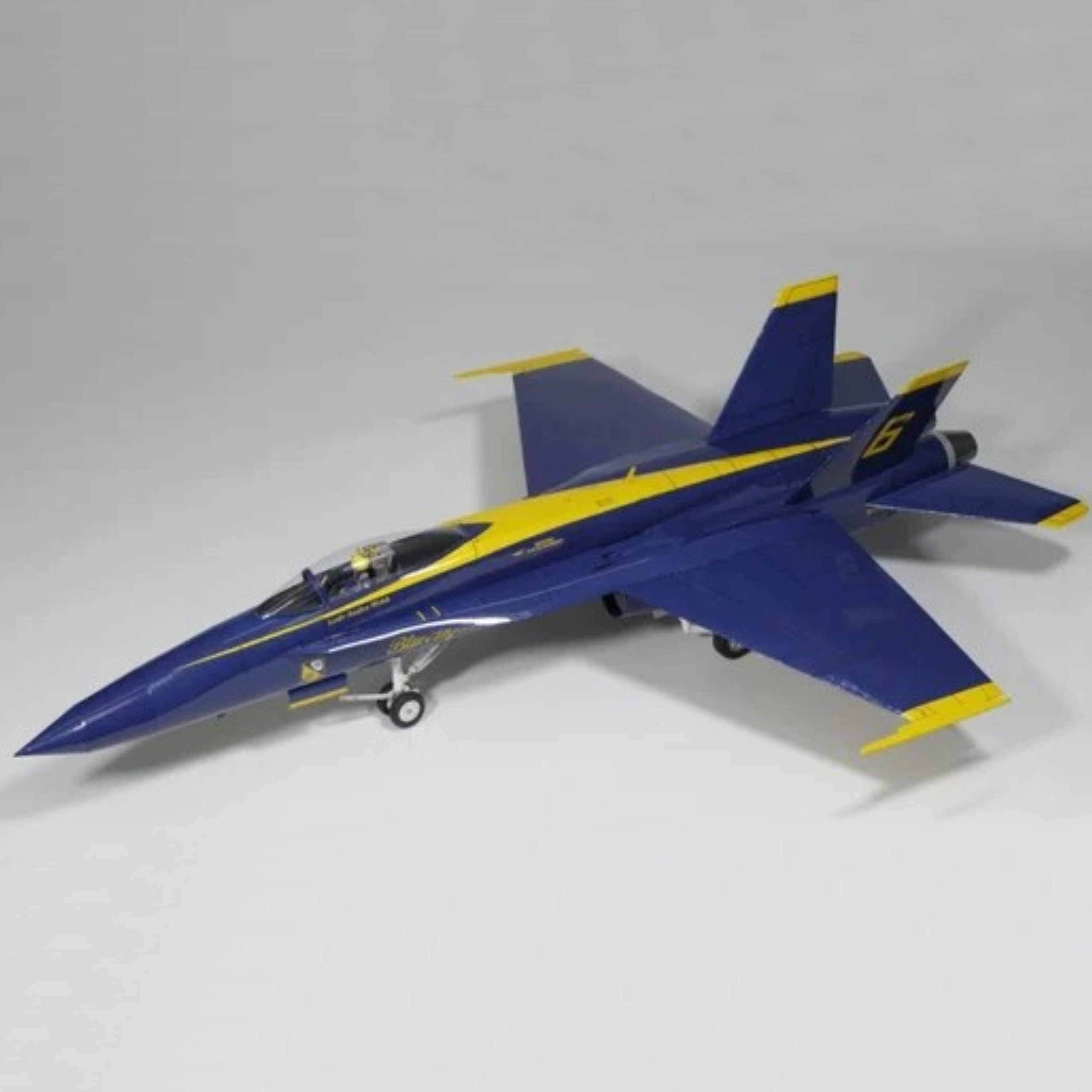 ペーパークラフトキット F/A-18 スーパーホーネット ブルー