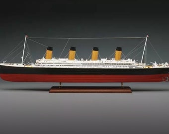 Kit de création de maquettes 3D en papier du navire Titanic en papier Plans PDF à imprimer, découper et coller