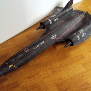 Kit de PaperCraft: avión SR-71 Blackbird, modelo de papel 3D, kit de manualidades, planos en PDF para imprimir, cortar y pegar, plantilla de manualidades de papel, pasatiempo, rompecabezas, regalo