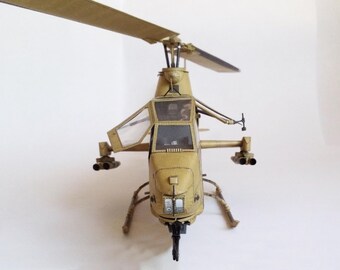 ペーパークラフトキット Tzefa Bell Ah-1F ヘリコプター 3D ペーパー
