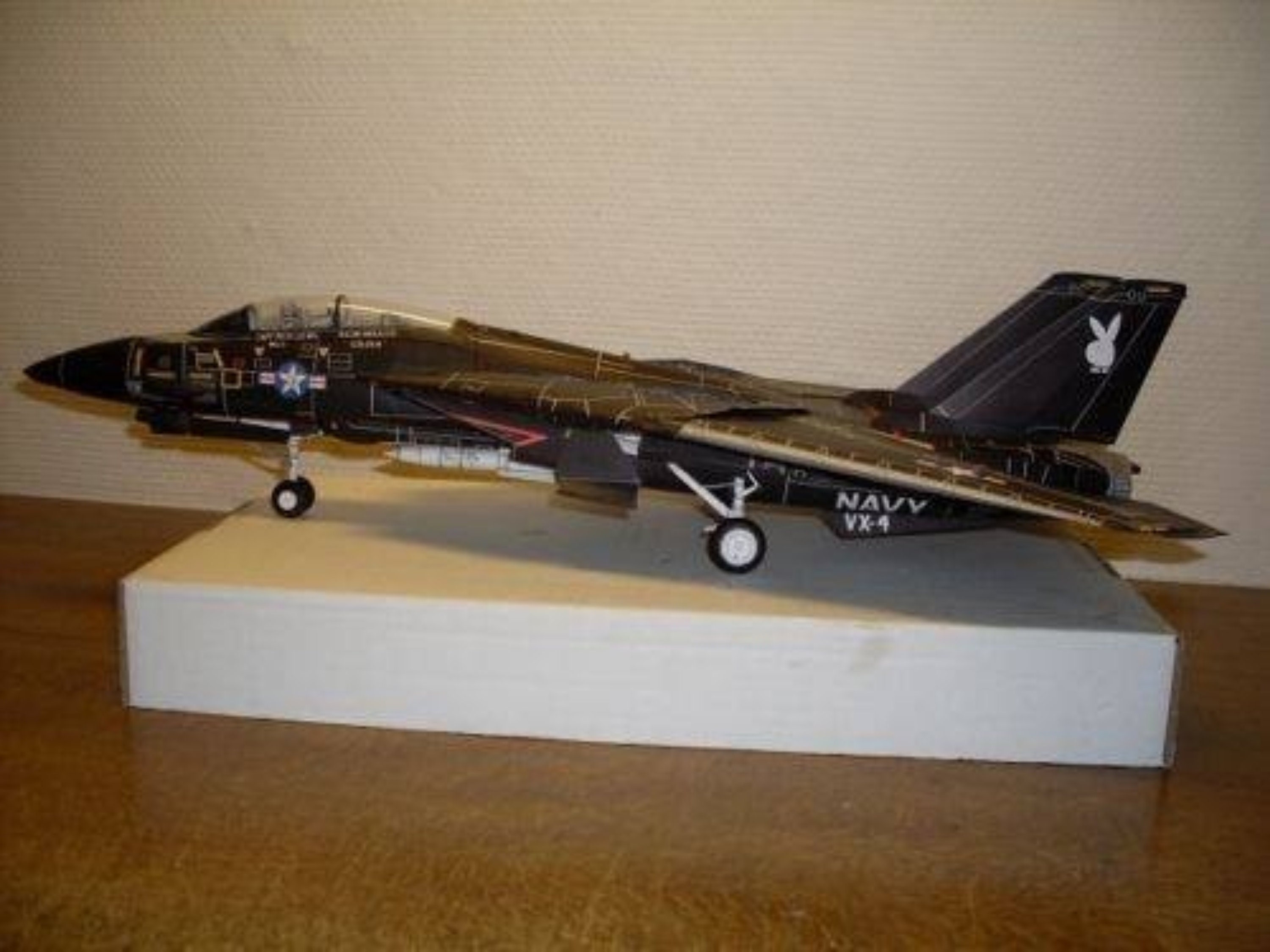 ペーパークラフト 1/33 F-14A ブラックトムキャット Fly Model ペーパークラフトキット F-14 トムキャット 飛行機 3D ペーパー