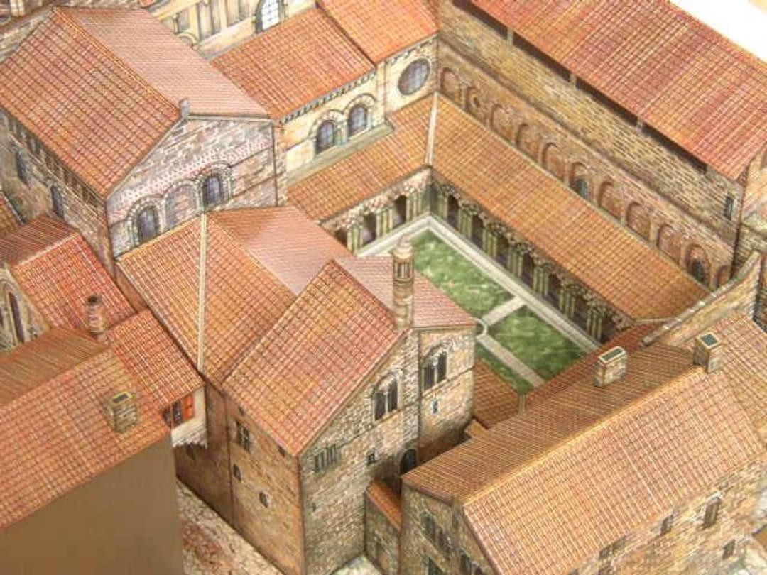 papercraft-kit-cathedral-le-puy-3d-building-paper-model-crafting-pdf
