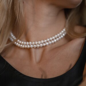 2 layered pearl necklace