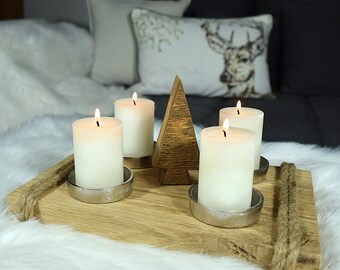 Ausgefallener Adventskranz aus einem Holzbrett – Weihnachtlicher Kerzenhalter - Zeitlose Deko aus Altholz - Rustikale Weihnachtsdeko