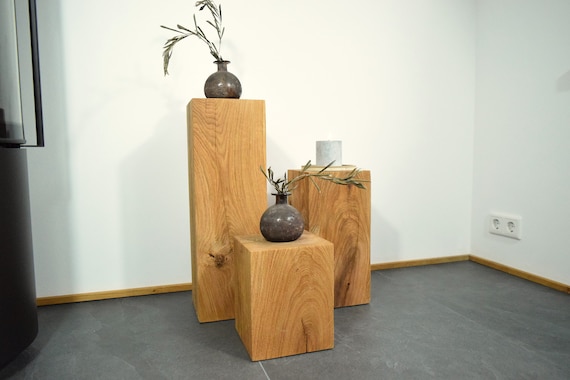 Rustikale Blumensäule Holz - Holzsäule - Dekosäule Holz aus Eiche massiv - Holzblock Eiche geölt - individueller Holzklotz