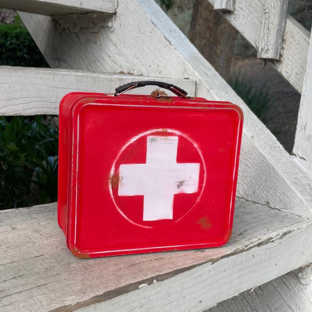 Dead by Daylight DBD Med Kit Lunchbox - Etsy Dead by Daylight DBD Med Kit Lunchbox - Etsy