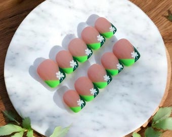Dual Green Shamrock Press On Nails