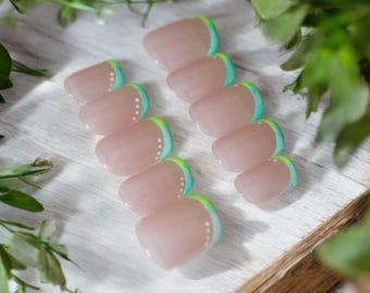 Uñas francesas ombré a presión