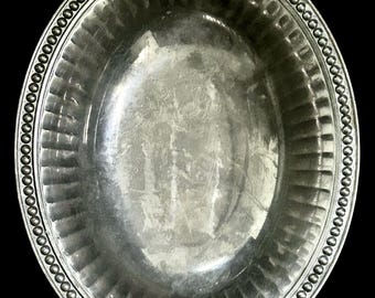 Wilton Armetale Flutes and Pearls Bowl