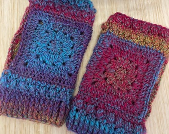 Crochet wrist warmers/ Fingerless gloves *FREE POSTAGE