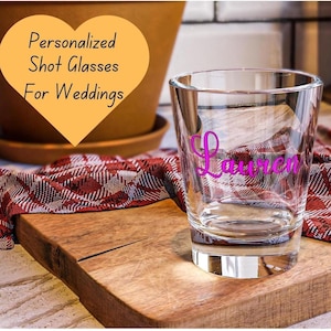 Personalized Wedding Party Shot Glass, Bridesmaid Shot Glass Bachelorette Party Shot Glass Maid of Honor Shot Glass