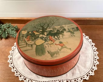 Vintage Christmas Fruit Cake Tin, Winter Scene Round Cookie Tin, Horse and Carriage in Snow, Village, Loose Wiles Bakery, Christmas Decor