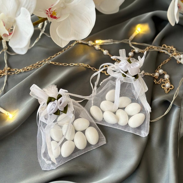 Jordan Almond in Flower Lace Bag/Party Favors/Wedding Favors/Baby Shower Favors /Engagement | الملبس | حلوى المناسبات والأعياد و الأفراح