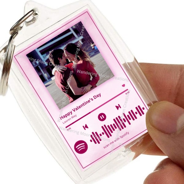 Scannable Playlist Keychain | Custom Photo, Song | Birthday, Valentine’s Anniversary, Christmas | Thoughtful, For her | Spotify Apple Music