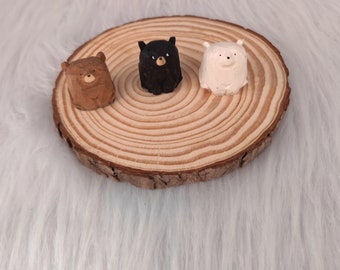 Mini figuras de oso estatua divertida hecha a mano estatua de oso de madera Animal lindo figura de oso de madera, decoración de escritorio hecha a mano de madera