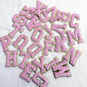 Parche de chenilla con letras bordadas de la A a la Z con purpurina, parches de chenilla para planchar en ropa, parche autoadhesivo con letras universitarias.
