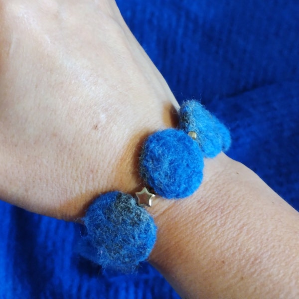 Bracelet-Pastilles en laine feutrée