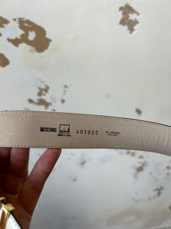 Moschino belt *AUTHENTIC* size IT 40 Authentic MOSCHINO Logo Belt ~ Pink Leather Silver tone Logo  main image 4