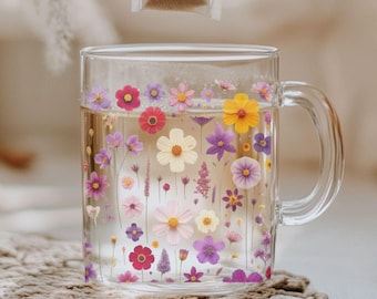 Pressed Flowers Print Glass Mug Floral Drinkware Wildflowers Clear Glass Mug for Tea & Coffee Lovers Botanical Cup Cute Kitchen Decor Gift