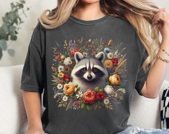 Floral Raccoon T-Shirt Cute Racoon Shirt Comfort Colors Unisex Shirt Vintage Flowers Tee Raccoon Lover Gift Shirt Wildflowers Animal Top
