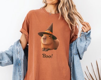 Cute Halloween T-Shirt Witchy Capybara Shirt Halloween Party Tshirt Comfort Colors Shirt Cute Capybara Fall Shirt Spooky Season Boo Gift Tee