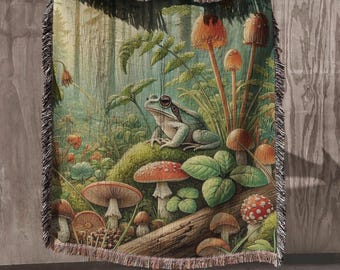 Forest Frog and Mushrooms Woven Blanket 100% Cotton Retro Cottagecore Woven Throw Botanical Home Decor Frog Wall Tapestry Fairycore Art Gift