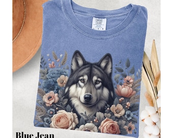 Floral Grey Wolf T-Shirt - Cottagecore Animal Shirt, Comfort Colors Vintage Wolf and Flowers Top, Wolf  Lover Gift Tee