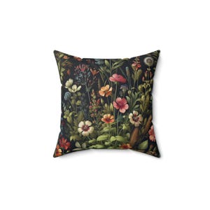 Coussin botanique foncé Fleurs sauvages Coussin Cottagecore Coussin vintage Style floral Fleurs maussades Décoration d'intérieur Cadeau INSERT INCLUS image 4