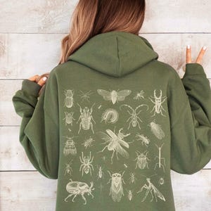 Vintage Insects Hoodie Entomology Hooded Sweatshirt Beetles & Bugs Back Print Sweater Goblincore Unisex Hoodie Dark Academia Insect Pullover