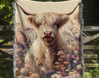Highland Cow Woven Blanket 100% Cotton Rug Wildflowers and Scottish Cow Blanket Cottagecore Woven Throw Botanical Cow Wall Tapestry Gift