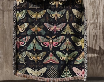 Celestial Moths Woven Blanket 100% Cotton Rug Vintage Moth Illustration Home Decor Butterfly Woven Throw Dark Academia Wall Tapestry Gift