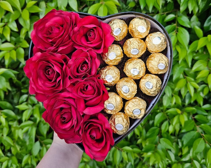Featured listing image: Ferrero Rocher Chocolate Gift Box