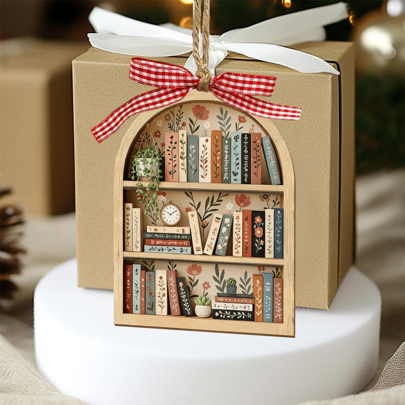 Custom Book Ornament: Personalized Bookshelf Ornament, Bookish Gifts, Gifts for Book Lovers, Christmas Book Lover Gift bild 4
