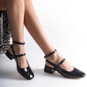 Chaussures vernies pour femme, Chaussures de mariage pour femme, Chaussures à talons aiguilles pour femme, Chaussures en cuir verni noires, Chaussures Mary Jane à talons noirs pour femme, Mary Jane rétro image 10