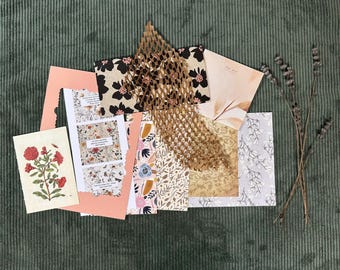 Schöner Buchseiten Mix für junk journal, scrapbooking und vieles mehr, kompakt: kleiner als A4