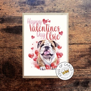 Tarjeta de San Valentín personalizable con diseño de bulldog inglés. Tarjeta de felicitación con corazones de amor de cachorro. Mamá de perro. 5 x 7 pulgadas. Envío gratuito al Reino Unido.