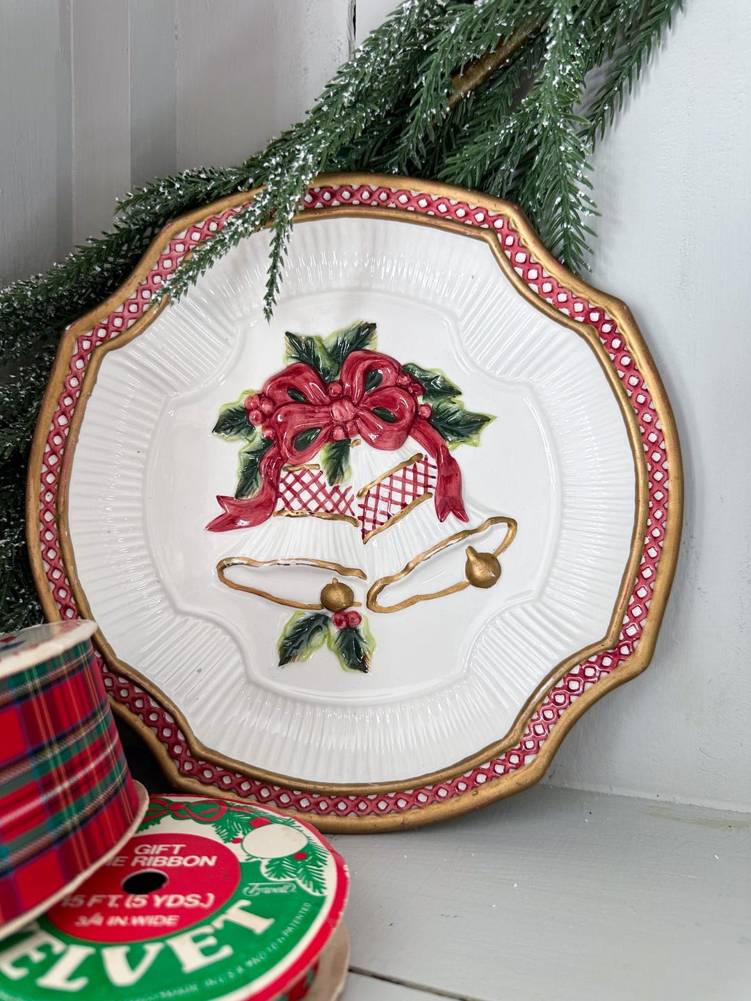 Fitz And Floyd Christmas Plates