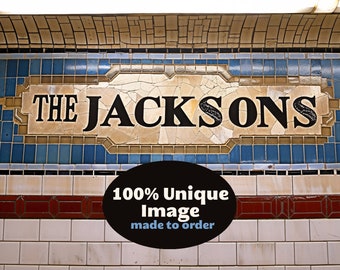 Nom de famille | Style de la station de métro Old New York | Impression personnalisée 100 % originale | Plaque nominative numérique pour couple | Décoration murale personnalisée